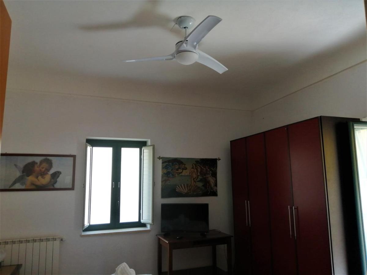 Casa Vacanze, In Centro Citta كالتانيسيتا المظهر الخارجي الصورة