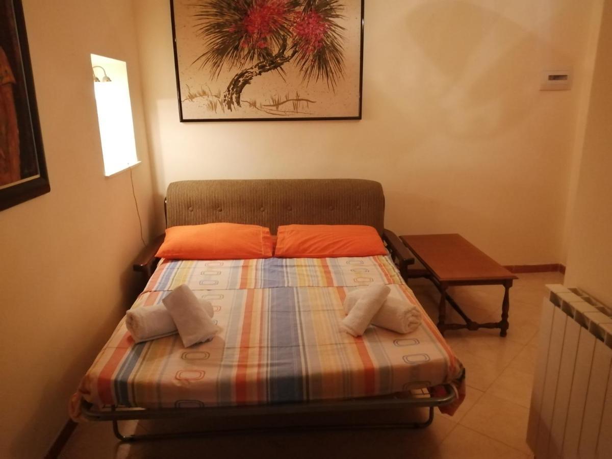 Casa Vacanze, In Centro Citta كالتانيسيتا المظهر الخارجي الصورة