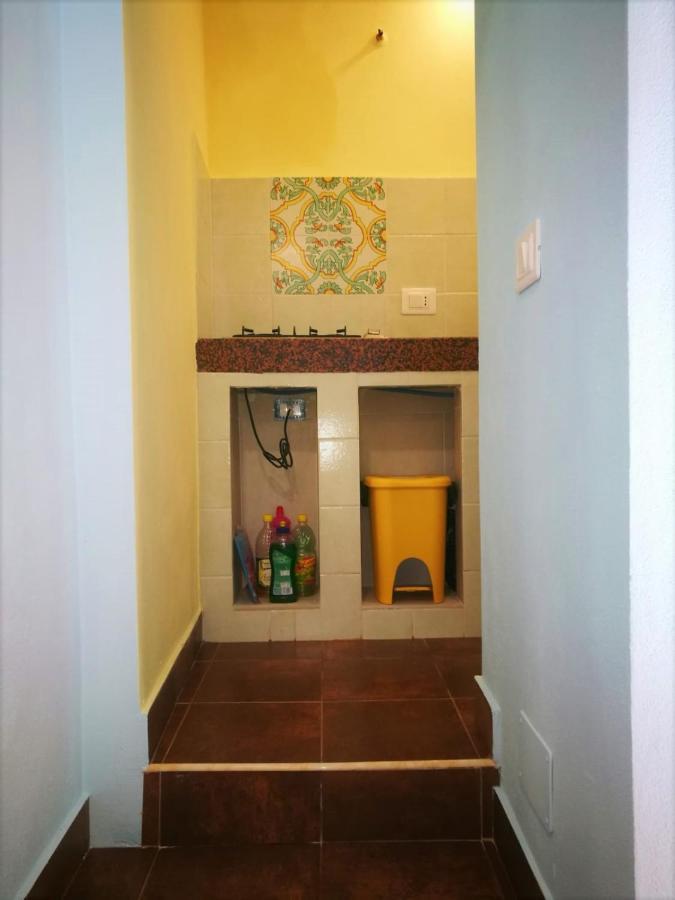 Casa Vacanze, In Centro Citta كالتانيسيتا المظهر الخارجي الصورة