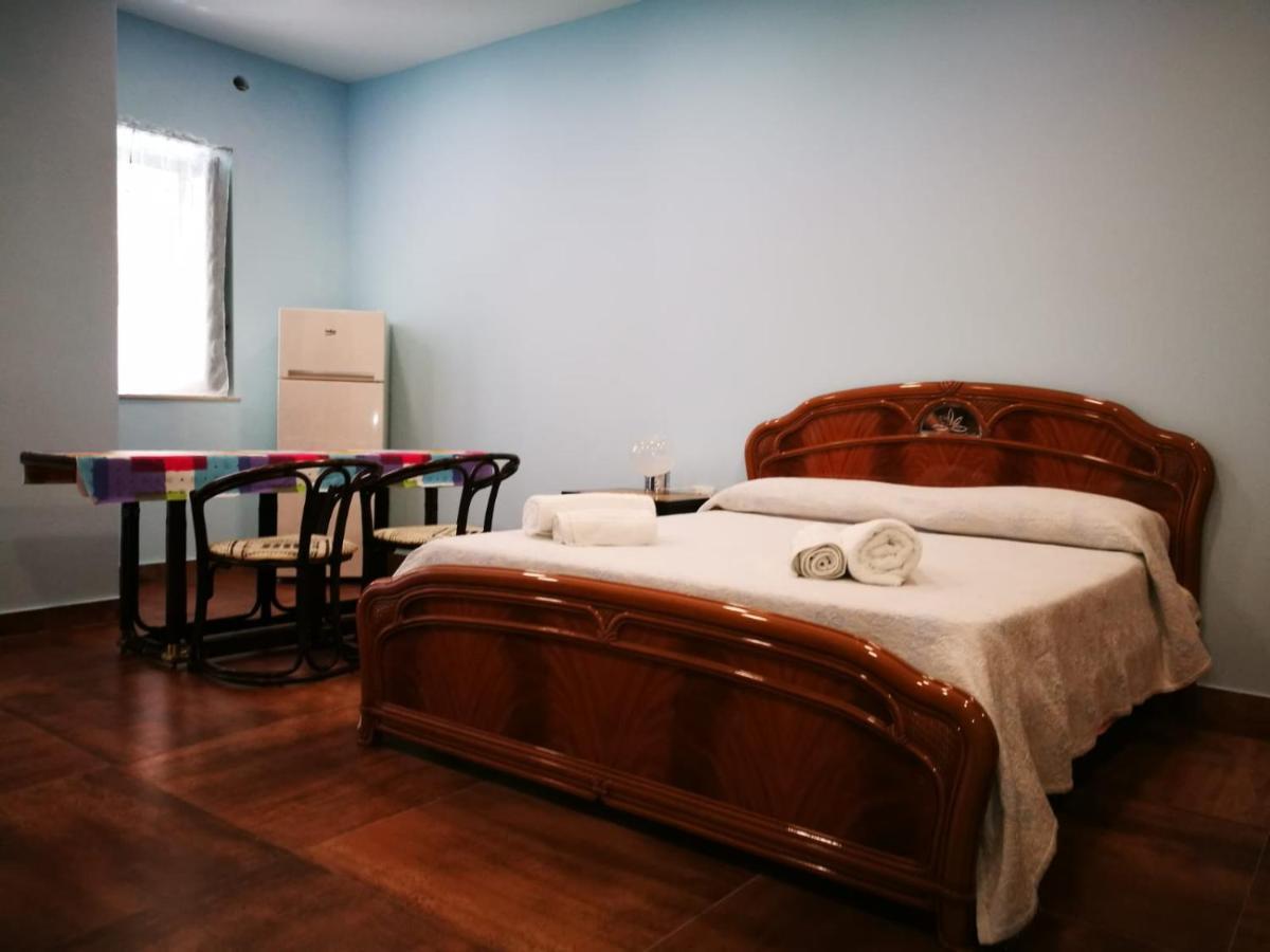 Casa Vacanze, In Centro Citta كالتانيسيتا المظهر الخارجي الصورة