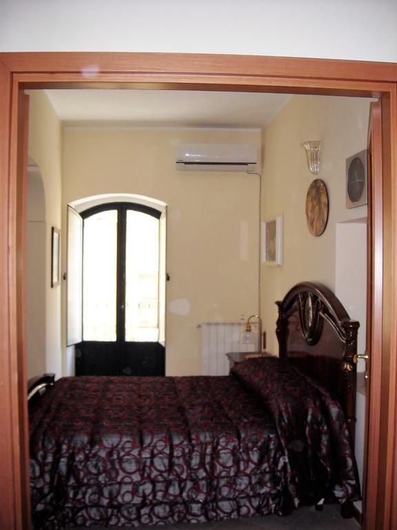 Casa Vacanze, In Centro Citta كالتانيسيتا المظهر الخارجي الصورة