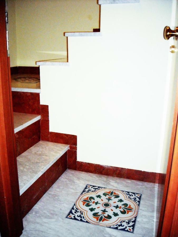 Casa Vacanze, In Centro Citta كالتانيسيتا المظهر الخارجي الصورة