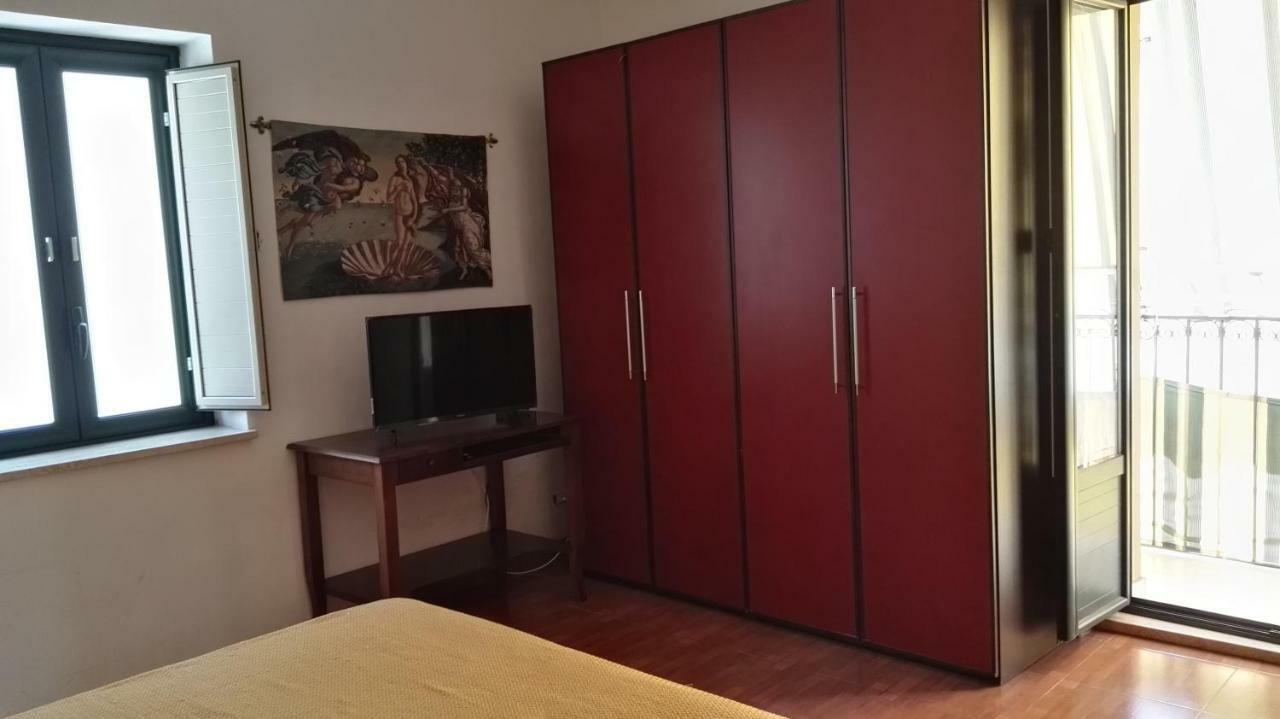 Casa Vacanze, In Centro Citta كالتانيسيتا المظهر الخارجي الصورة